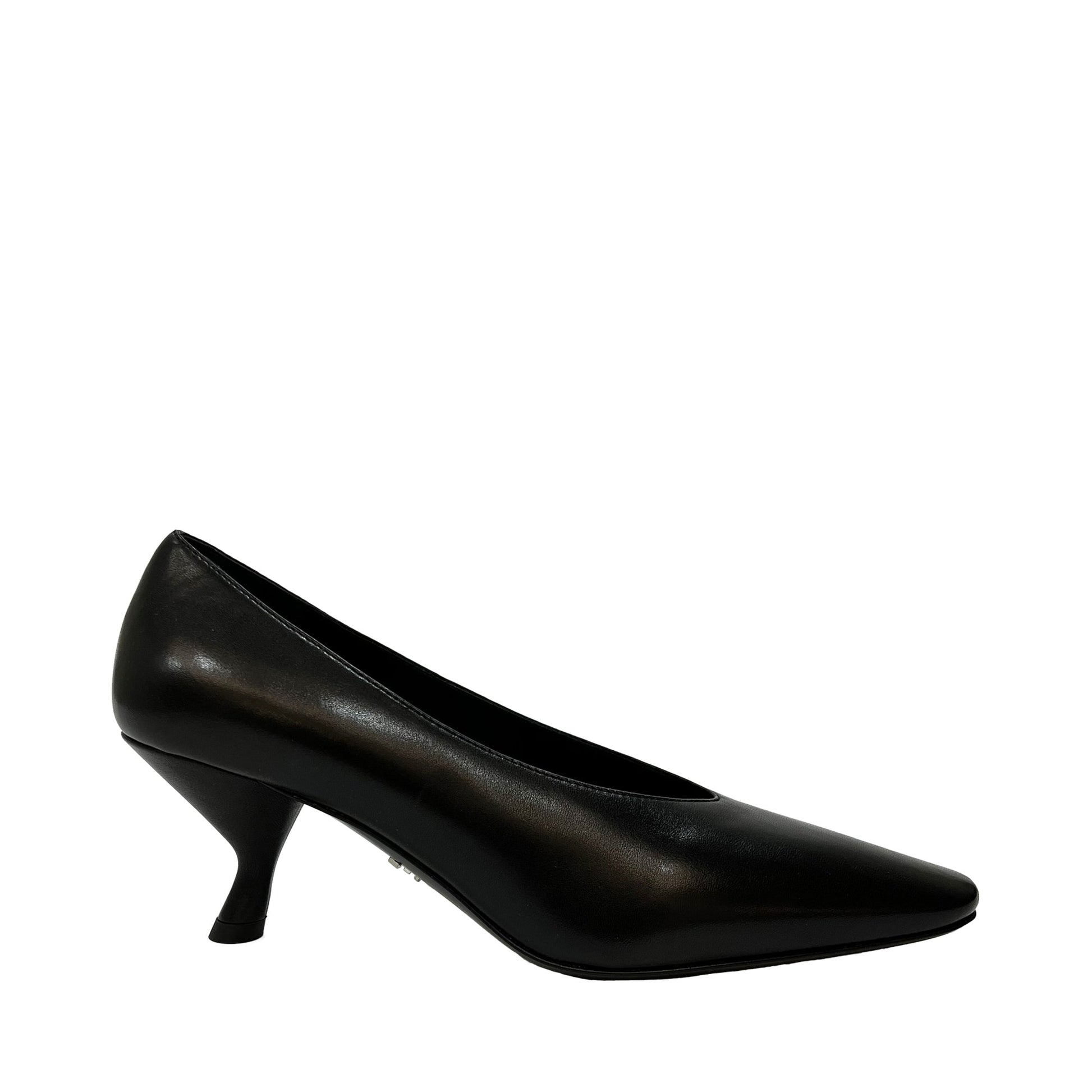 Prada Almond Toe Pump | Designer code: 1I409MF065038 | Luxury Fashion Eshop | Lamode.com.hk