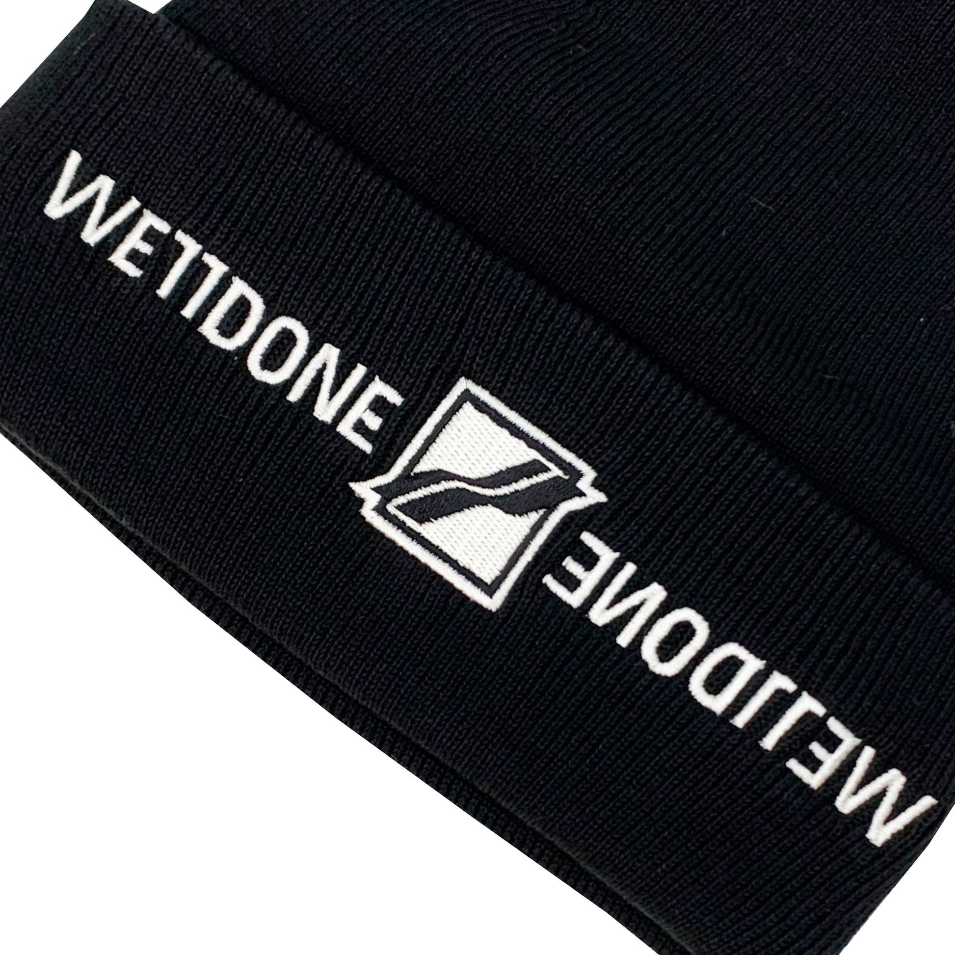 We11done Embroidered Logo Beanie | Designer code: WDKH121622 | Luxury Fashion Eshop | Lamode.com.hk