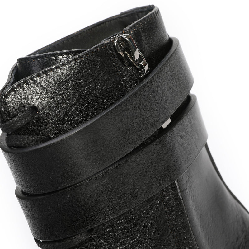 Saint Laurent Kangaroo Embossed Leather Boots | Designer code: 63241700 | Luxury Fashion Eshop | Lamode.com.hk